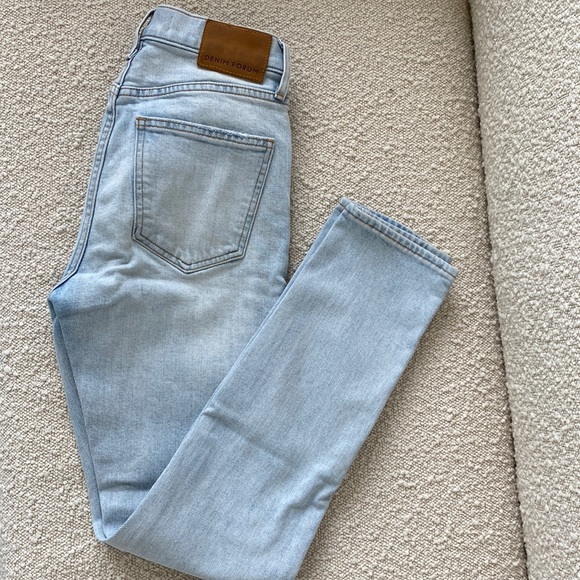 Aritzia Denim Forum Yoko High-rise Slim - Picture 4 of 6